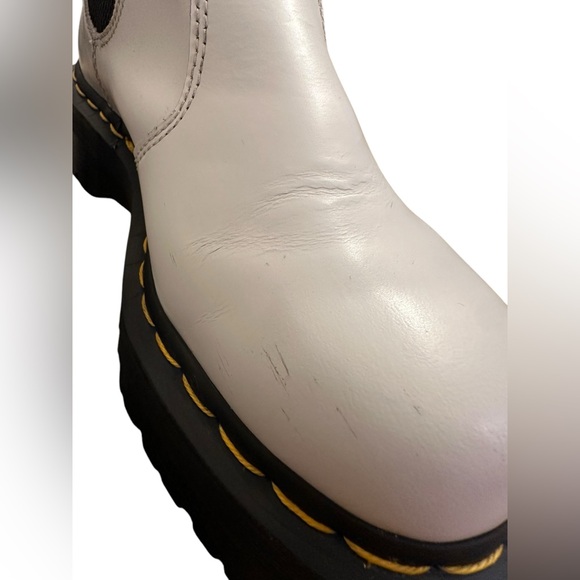 Dr Martens Quad Chelsea Boots Womens US 7 White Leather Chunky Lug Platform 2976 - Picture 6 of 11